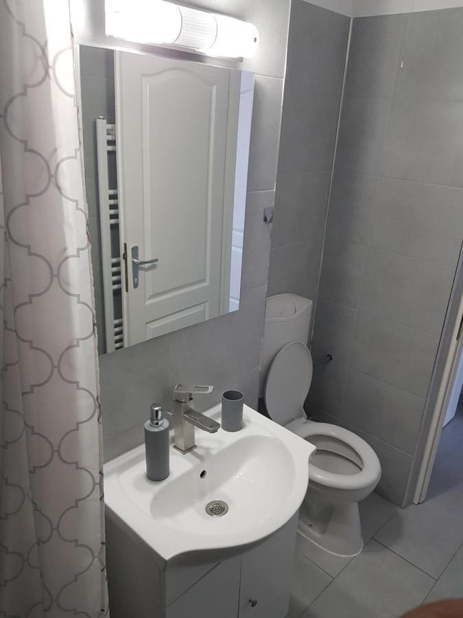 Ana Apartament Râmnicu Vâlcea Eksteriør billede
